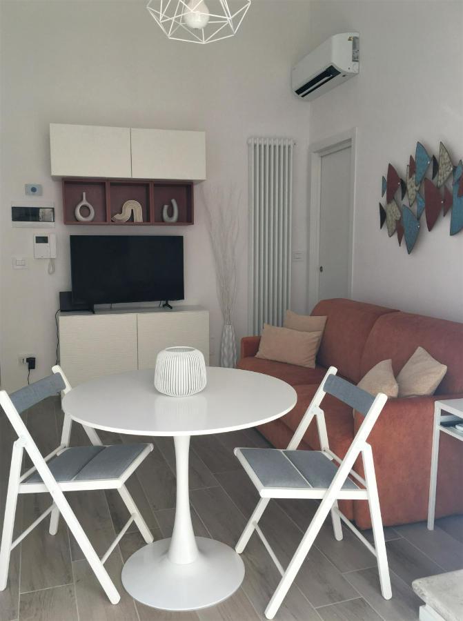 焦维纳佐La Terrazza Sul Mare - Dimora Di Charme公寓 外观 照片